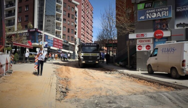 KEDS is constructing the Muharrem Fejza road in Prishtina with