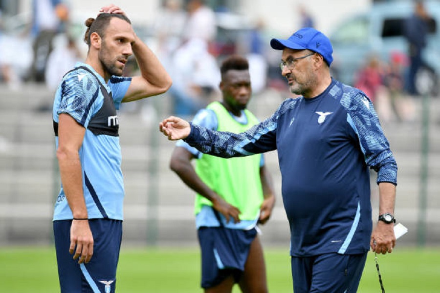​E ardhmja e Muriqit te Lazio në dyshim, ja çfarë ka kërkuar trajneri Maurizio Sarri