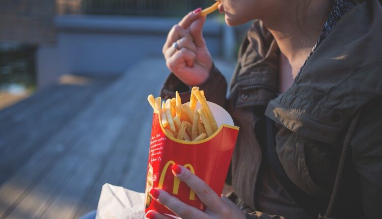 french-fries-1851143_1280.jpg